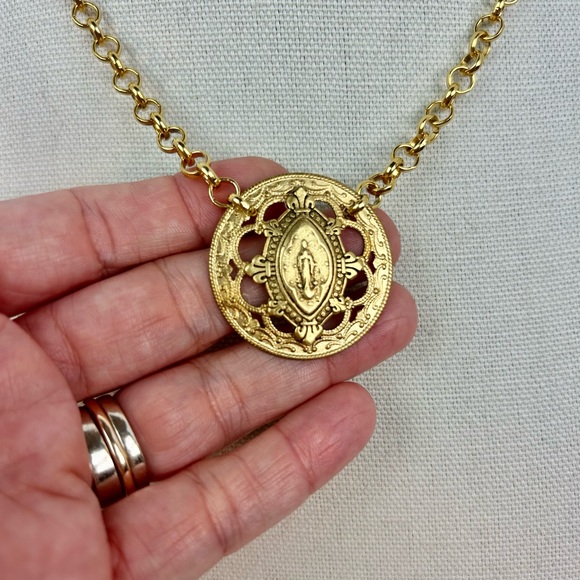 New Mary Saint Medal gold disk chunky necklace handmade - Picture 2 of 6